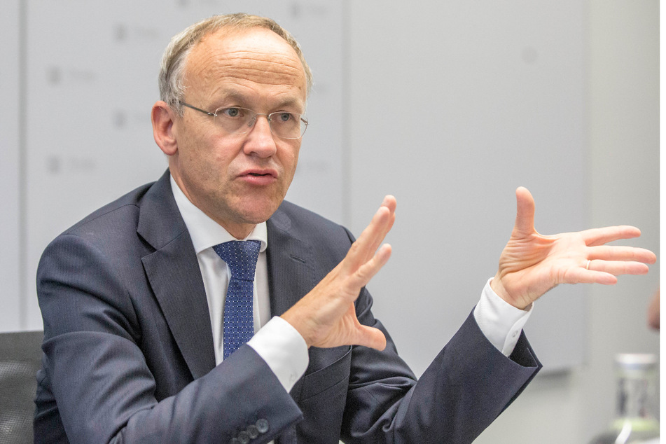 Sportbürgermeister Peter Lames (56, SPD).