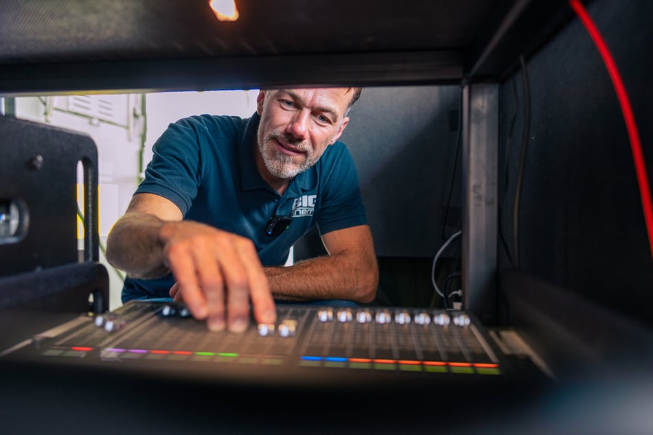 Auch der Sound wird extra an die besonderen Gegebenheiten der historischen Anlage angepasst.