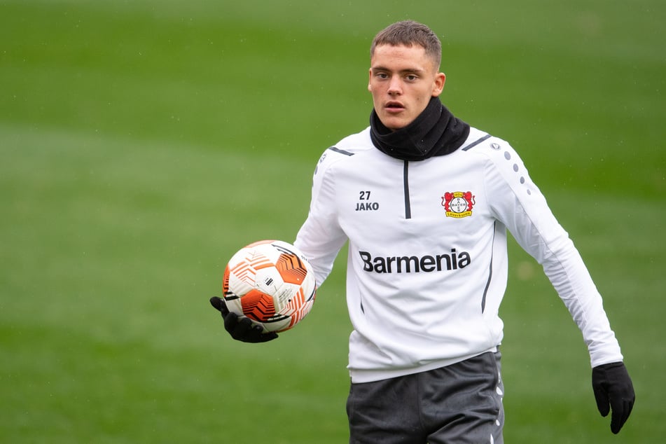 Nationalspieler Florian Wirtz (19) von Bayer 04 Leverkusen kämpft nach seinem Kreuzbandriss derzeit für seine Rückkehr auf den Rasen.