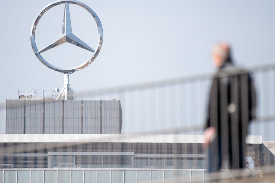 Damit wächst die Zahl der Autos und Vans, die Daimler zurückrufen musste oder muss, auf mehr als 1,4 Millionen.