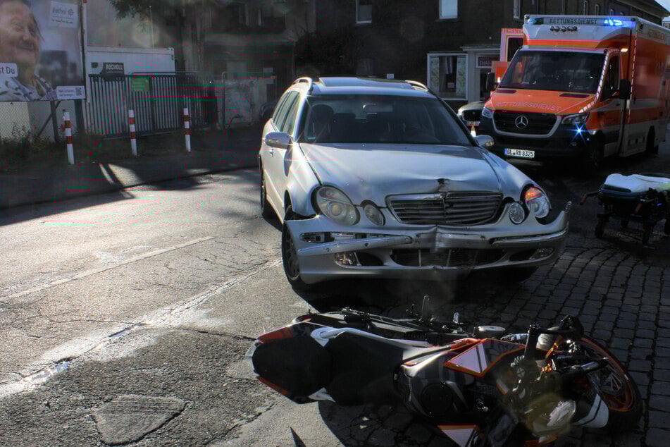 Unfall-Drama in Leichlingen: Hubschrauber bringt Biker in Klinik