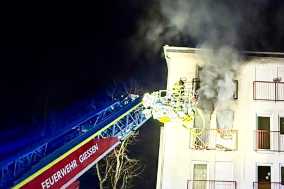 Brand in Seniorenwohnheim: Ein Toter und sieben Verletzte