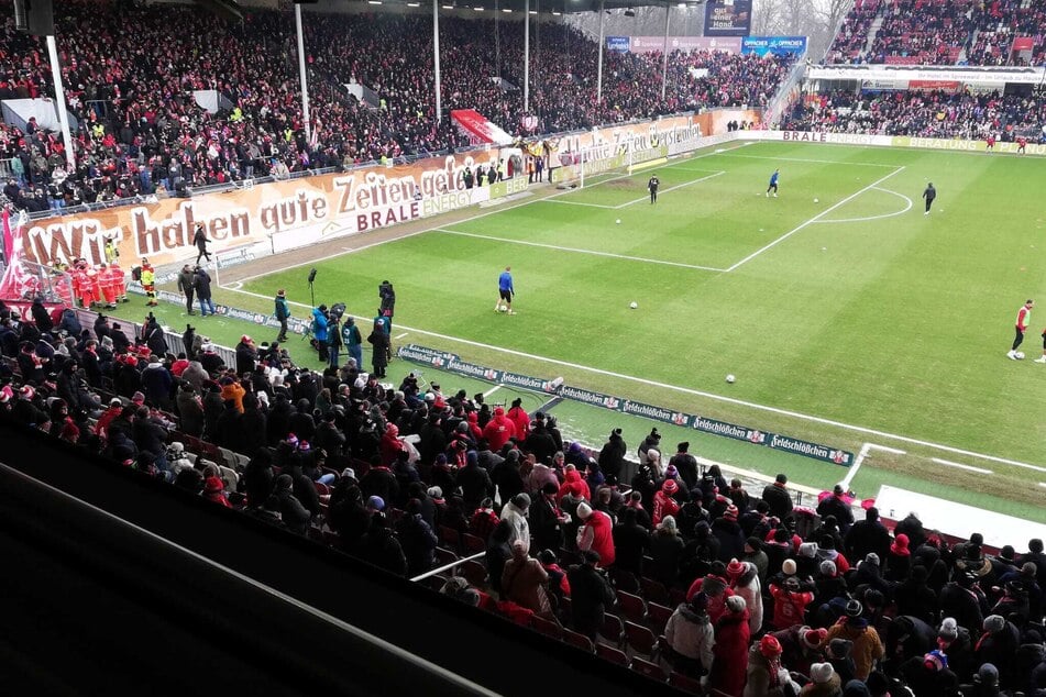 Das Motto zum 60. Geburtstag: "Wir haben guten Zeiten gefiert und schlechte Zeiten überstanden".