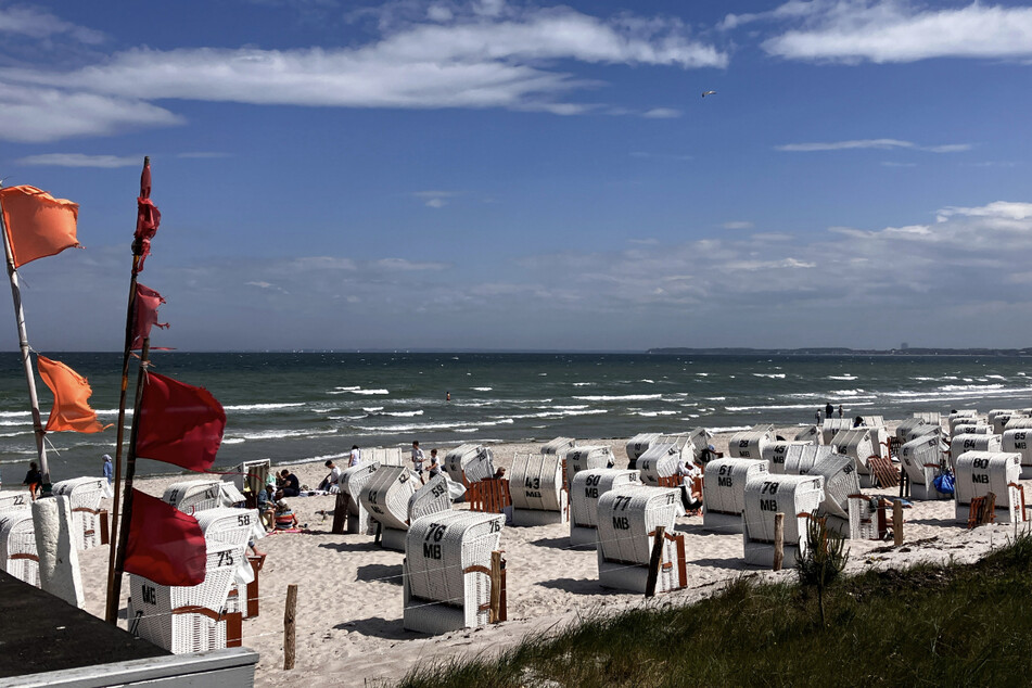 An der Ostsee, wie hier in Scharbeutz, wird es kühler als im Rest des Landes.