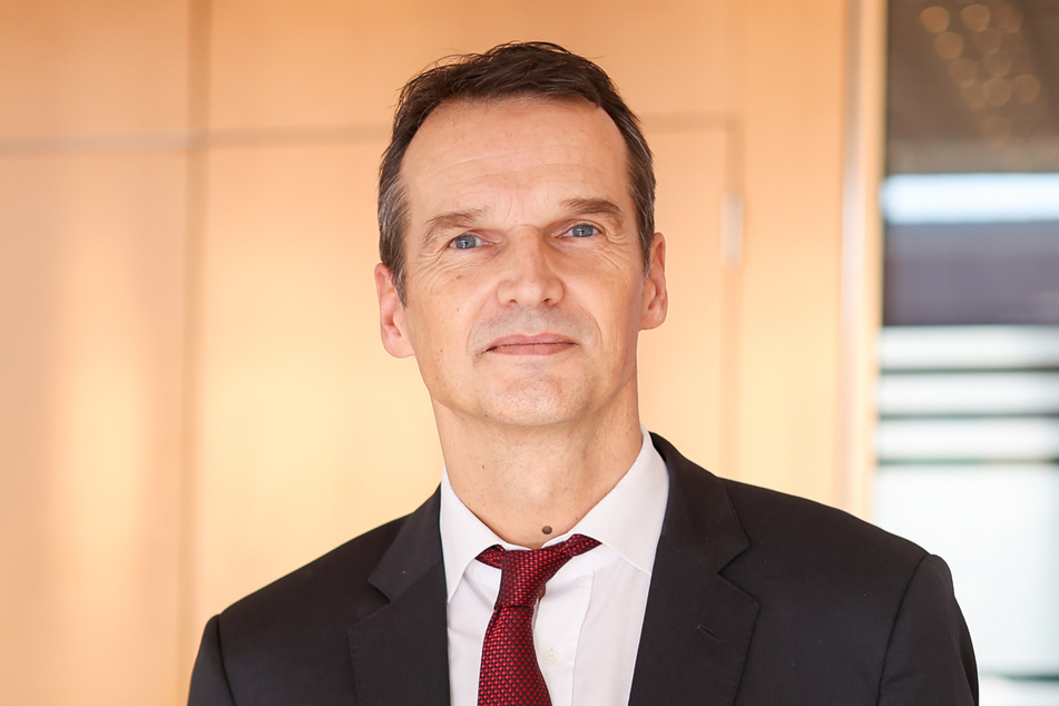 Der frühere "Spiegel"-Chefredakteur Klaus Brinkbäumer (54) arbeitet seit Januar als Programmdirektor des MDR.