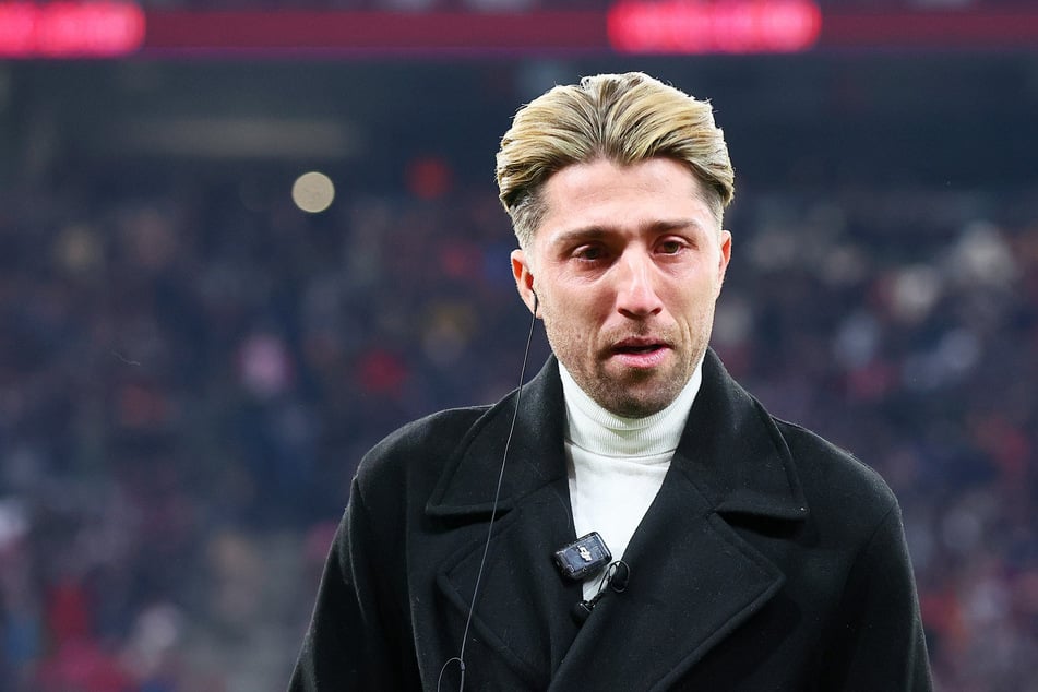 Kevin Kampl (35) beendet aus privaten Gründen seine Karriere. Kurz vor dem Anpfiff gegen den FC Bayern München am Samstag wurde der Spieler von RB Leipzig verabschiedet.
