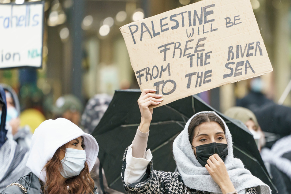 Gewalt nach Freitagsgebet? Hamburg verbietet Pro-Palästina-Demos