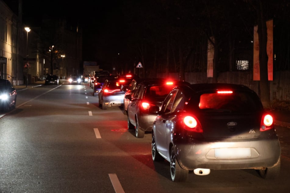 Nach dem Unfall staute es sich in der Schwarzenberger Innenstadt.