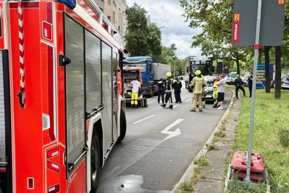 Ein Kipplaster hat den 85-Jährigen überrollt.