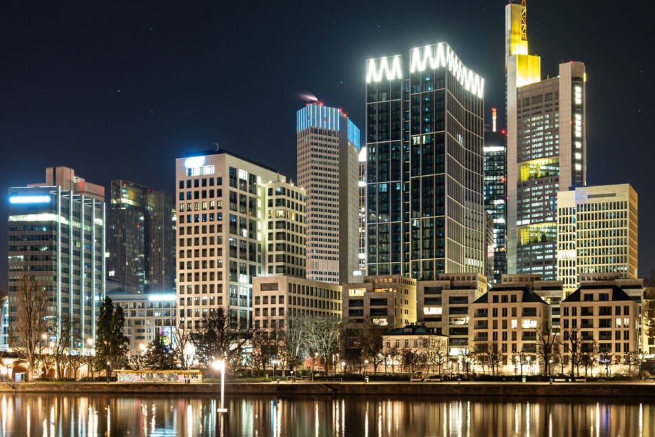 Die Nächte in Frankfurt und Hessen werden kalt: Es muss verbreitet mit Bodenfrost gerechnet werden.