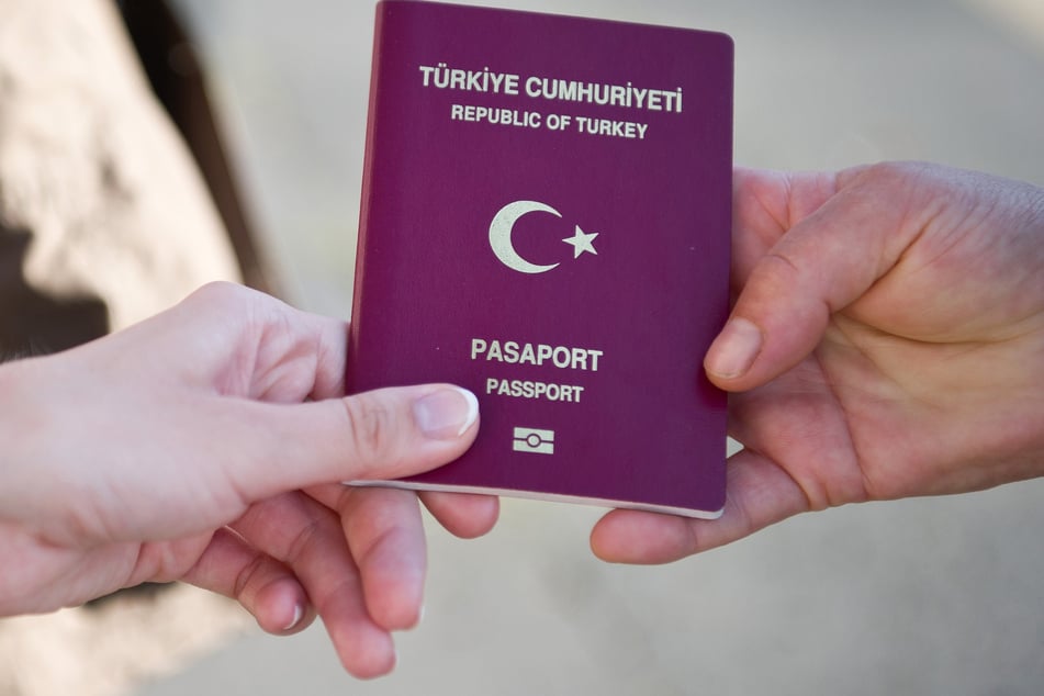 Die aktuelle Statistik zeigt einen leichten Rückgang bei Menschen ohne deutsche Staatsangehörigkeit in NRW. (Symbolbild)