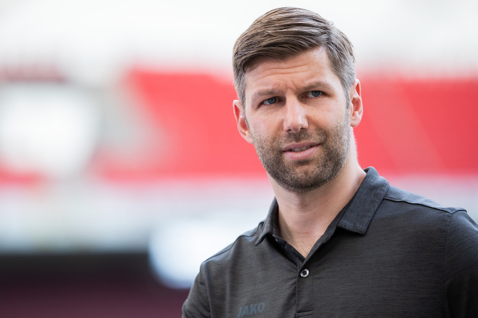 Wird er der Nachfolger von Markus Krösche (41)? Thomas Hitzlsperger steht aktuell beim VfB Stuttgart unter Vertrag, gilt jedoch als Kandidat für den Posten als Sportdirektor bei RB.