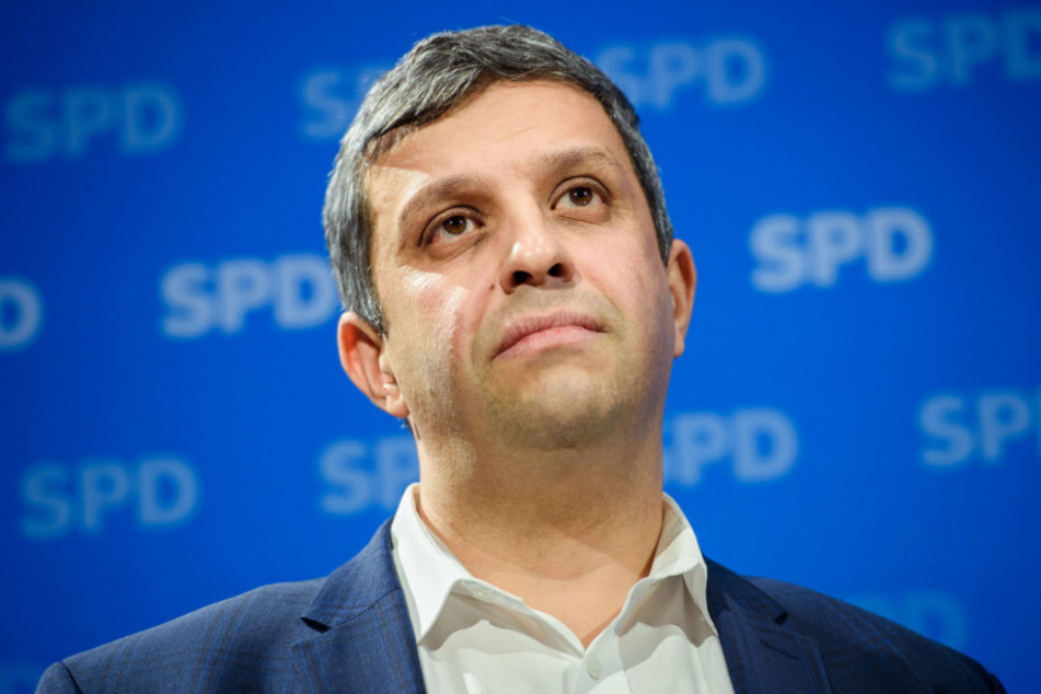 SPD-Fraktionschef Raed Saleh (43) sieht im umstrittenen Berliner Mietendeckel-Gesetz ein Vorbild für andere deutsche Städte.