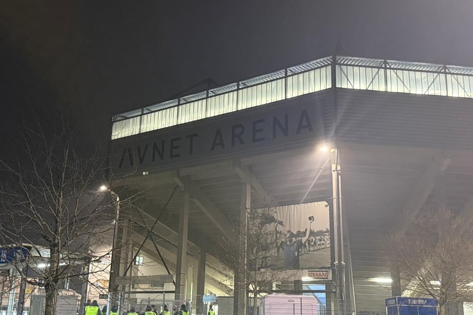 Auf 18.30 Uhr öffnen die Tore der Avnet-Arena.