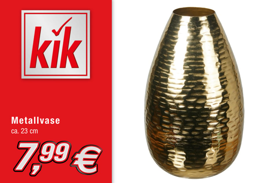 Metallvase