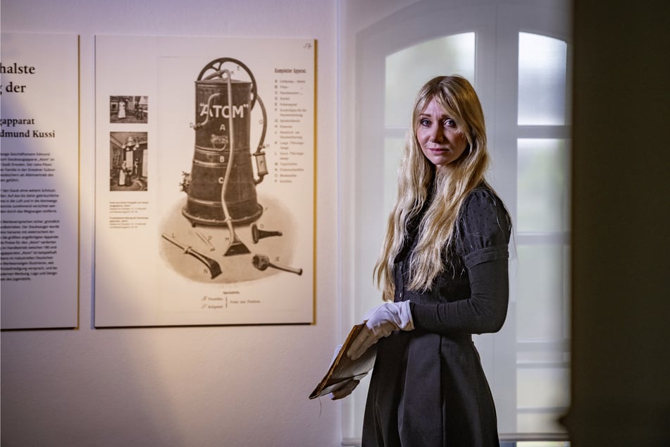 Die Putz-Innovation fand großen Anklang bei den Dresdnern, fand Archivarin Dr. Sylvia Drebinger-Pieper (40) heraus.