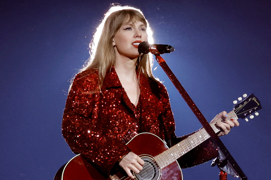 Taylor Swift's All Too Well (10 Minute Version) is perhaps her most-loved breakup song, due in part to its poignant portrayal of the complex emotions heartbreak brings.