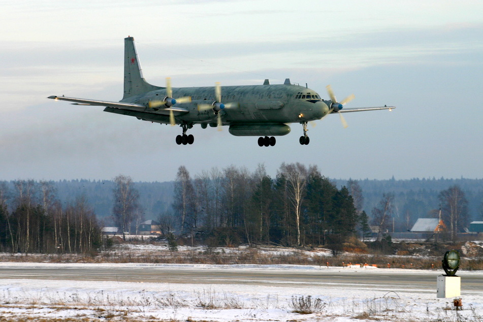 Ein Aufklärungsflugzeug aus Russland flog am Samstag durch internationalen Luftraum über deutschem Boden. (Archivbild)