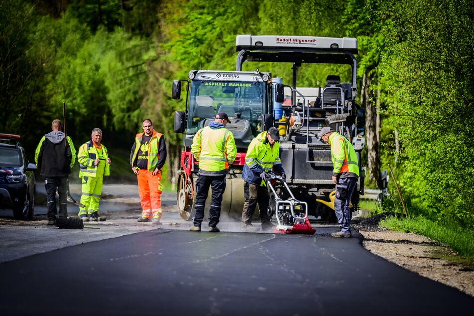 Auch der Straßenbau wird mit zusätzlichen Landesmitteln gehebelt. (Symbolfoto)