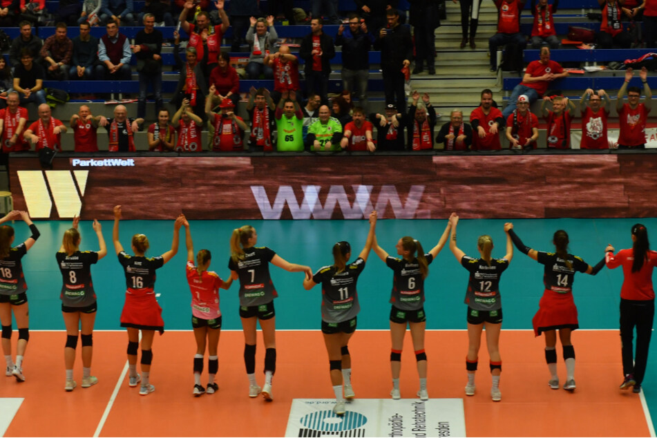 Auch die Volleyballerinnen vom Dresdner SC profitieren.