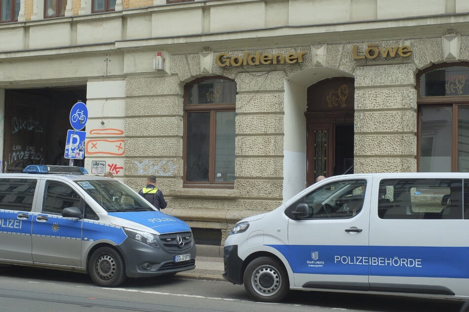 Leipzigs Polizei und Ordnungsamt durchsuchten am Mittwoch den "Goldenen Löwen".