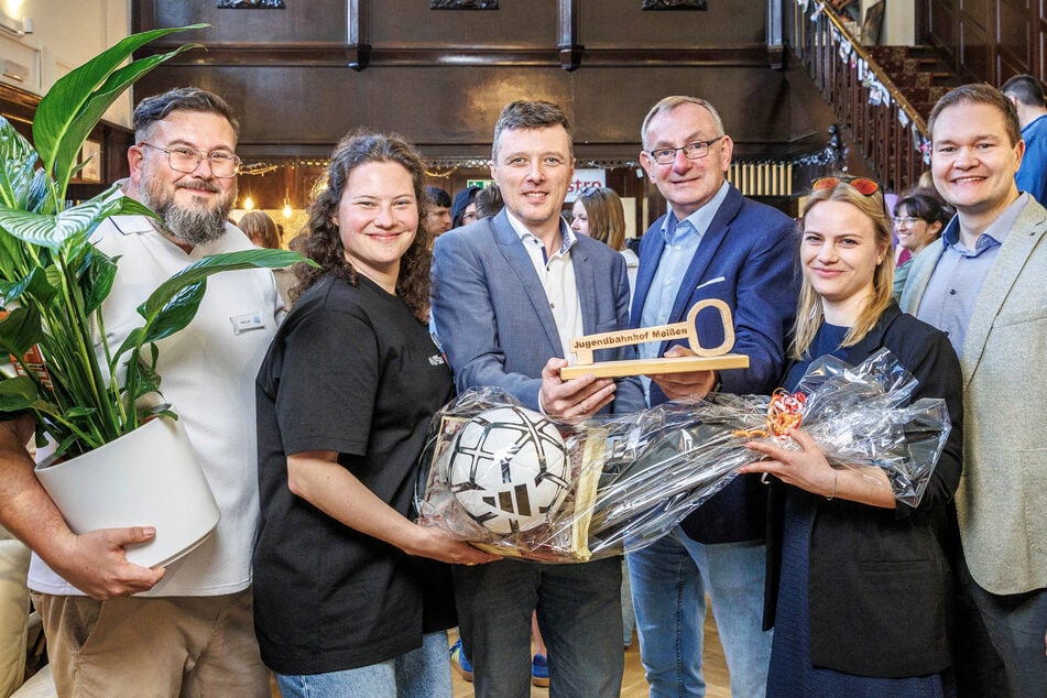 Vom Speisesaal zum Jugendtreff: Großer Bahnhof für Meißens neue "Arche"