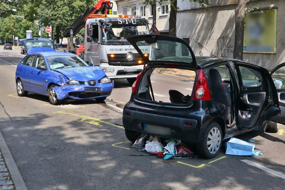 Die Unfallwagen waren nicht mehr fahrbereit.