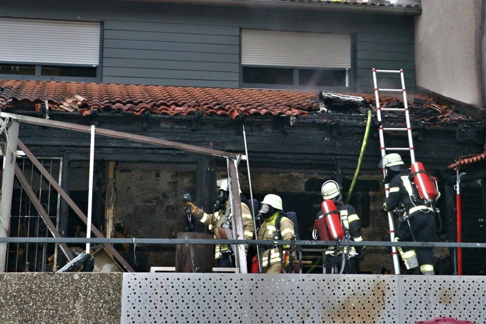 Wohnhaus brennt aus: Halbe Million Euro Schaden im Kreis Ludwigsburg