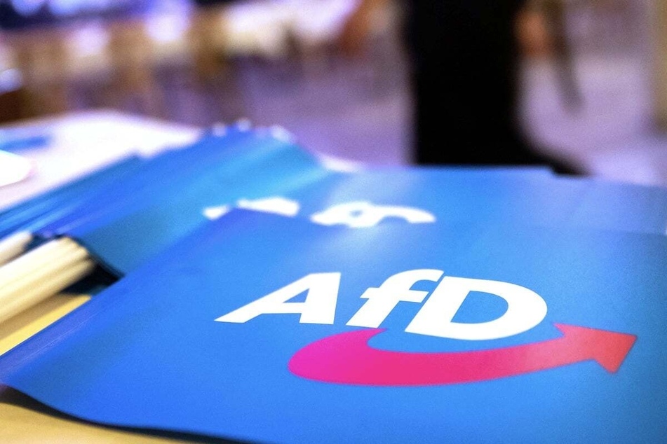 Der AfD-Landesverband Thüringen gilt - zumindest laut Thüringer Verfassungsschutzbericht 2021 - als "erwiesen rechtsextremistische[] Bestrebung". (Symbolbild)