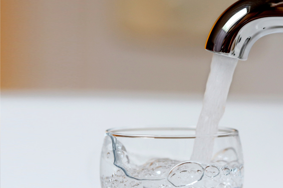 Warnung vor verunreinigtem Trinkwasser in Laatzen: Nutzungsbeschränkung beschlossen