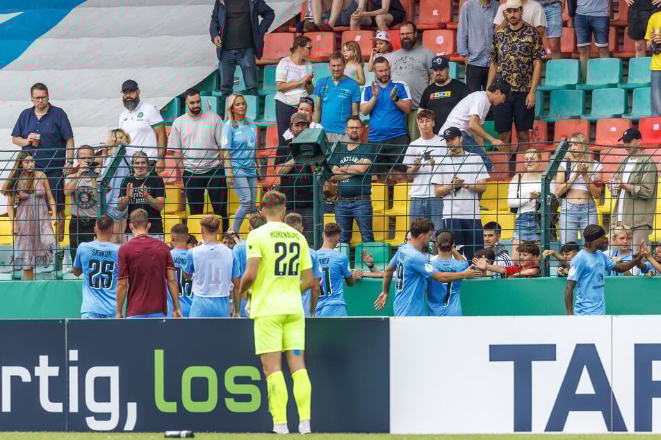 Die Spieler und Verantwortlichen bei Viktoria Berlin blicken in eine ungewisse Zukunft.