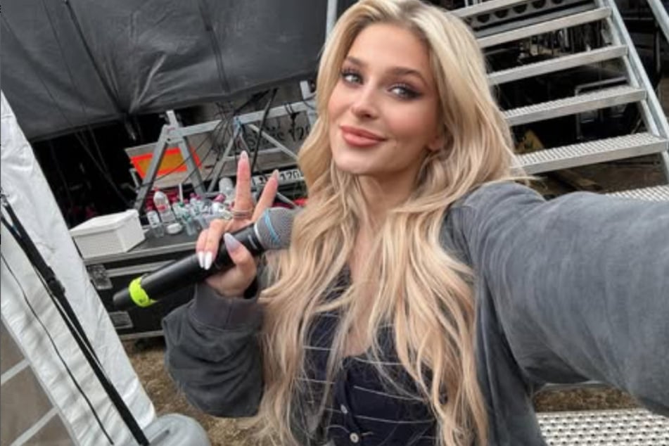 Marie Reim ist die Tochter von Schlager-Star Michelle (53). Die 25-Jährige möchte am liebsten in derselben Branche durchstarten.