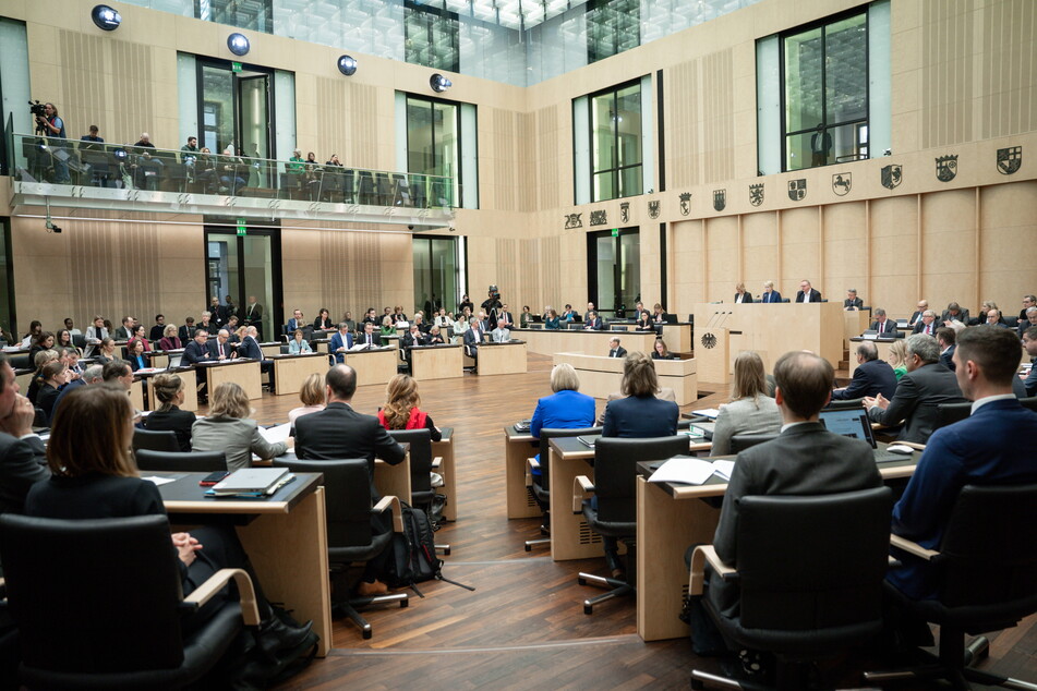 Am Freitag wird das Cannabis-Gesetz im Bundesrat behandelt. Sachsen hat vier Stimmen. Das Votum muss aber einheitlich sein.