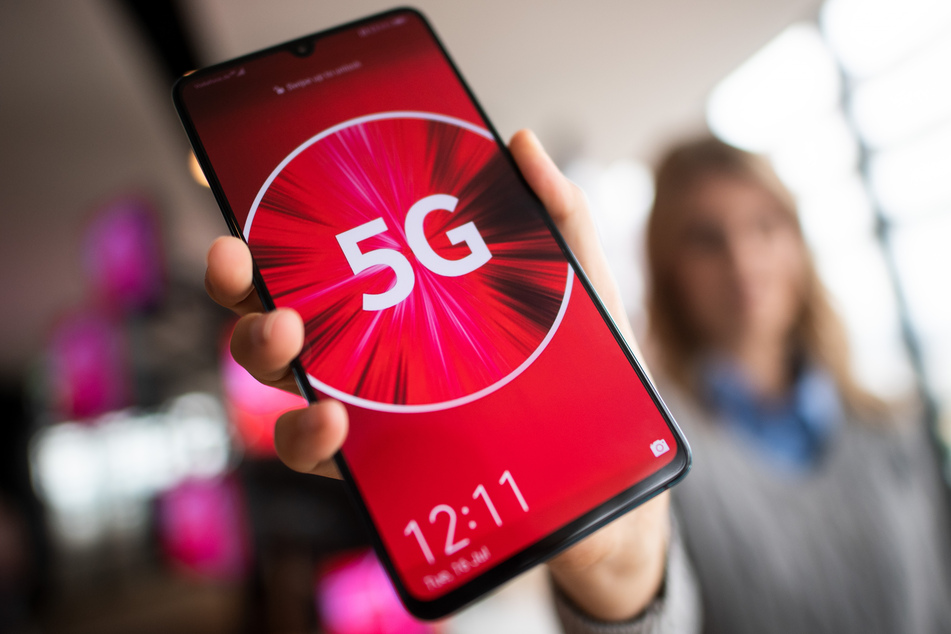 Die Deutsche Telekom kommt beim Ausbau ihres Mobilfunknetzes für den neuen Standard 5G gut voran. Allerdings sind für die Nutzung 5G-fähige Smartphones nötig.