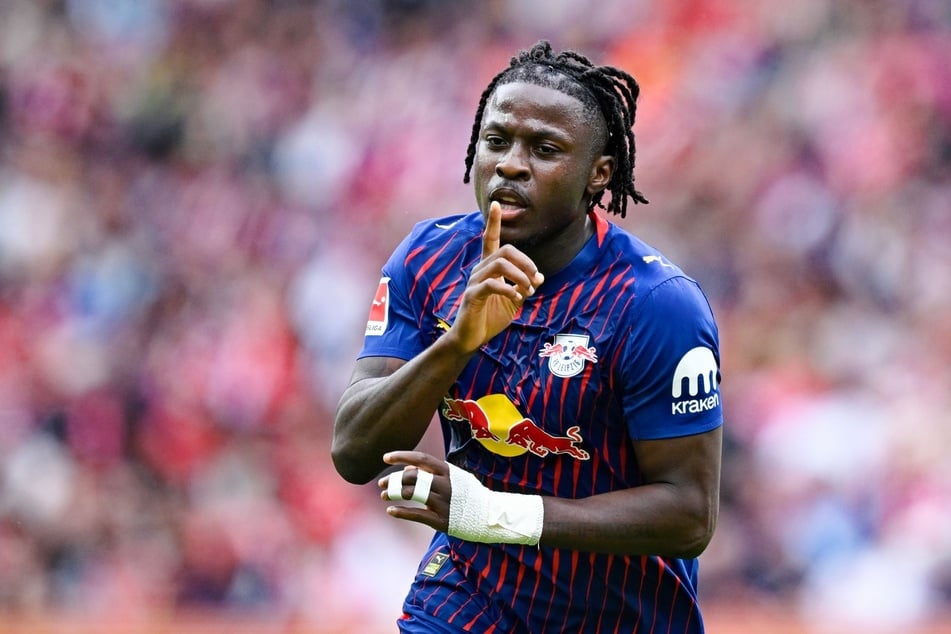 Plant RB Leipzig, ein Trikot zu verkaufen, das im Dunkeln leuchtet?