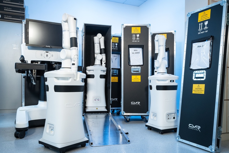 Der OP-Roboter ist aus dem Chemnitzer Klinikum nicht mehr wegzudenken. Über 500 OPs hat dieses Roboter-System schon hinter sich.