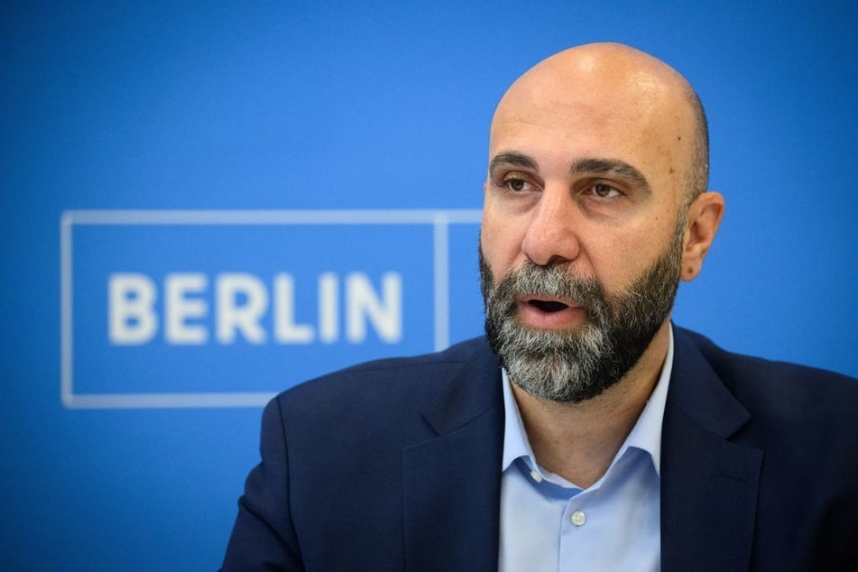 Psychologe Ahmad Mansour (50) ist Gründer und Geschäftsführer des gemeinnützigen Unternehmens "MIND prevention", das sich für Demokratieförderung einsetzt.