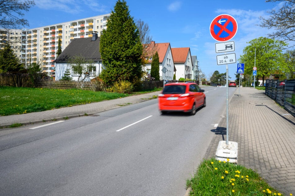 Ab Montag wird die Dittersdorfer Straße zwischen Wilhelm-Firl-Straße und Kurt-Schneider-Straße voll gesperrt.