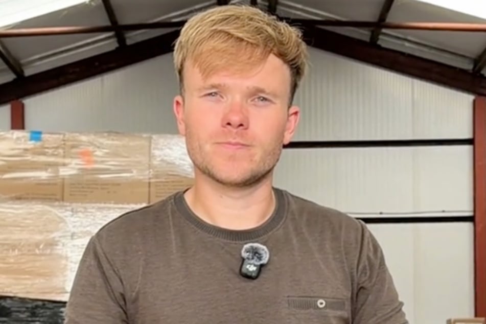 Die Enttäuschung steht ihm ins Gesicht geschrieben. Scott Fensome hatte letzten Endes kein Glück mit dem Koffer.