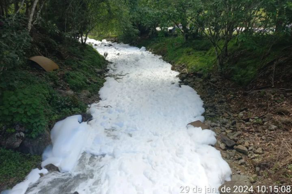 Die Substanz verseuchte erst den Fluss Rio Seco und dann den Unterlauf des Rio Cubatão.