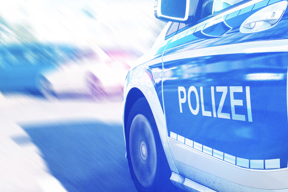 Mann versucht Frau gewaltsam in sein Auto zu zerren: wilde Verfolgungsjagd durch Düsseldorf