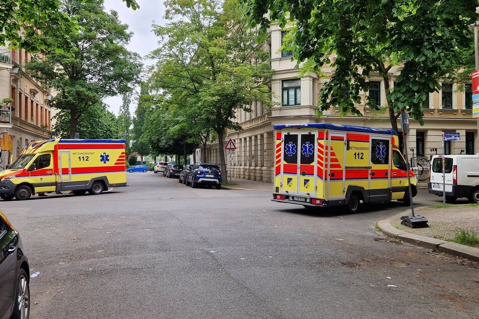 Der Mieter der betroffenen Wohnung wurde vom Notarzt behandelt.