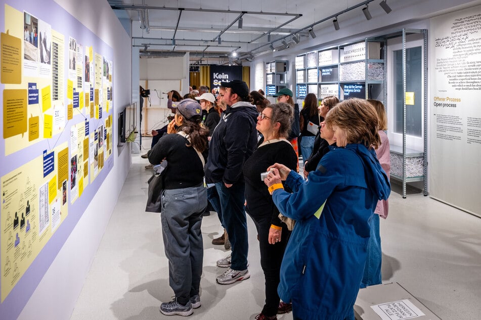 Auf rund 1000 Quadratmetern widmet sich die Ausstellung "Offener Prozess" dem NSU-Komplex.