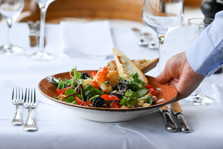 Der Sternekoch sorgt sich um die Zukunft der Gastronomie.