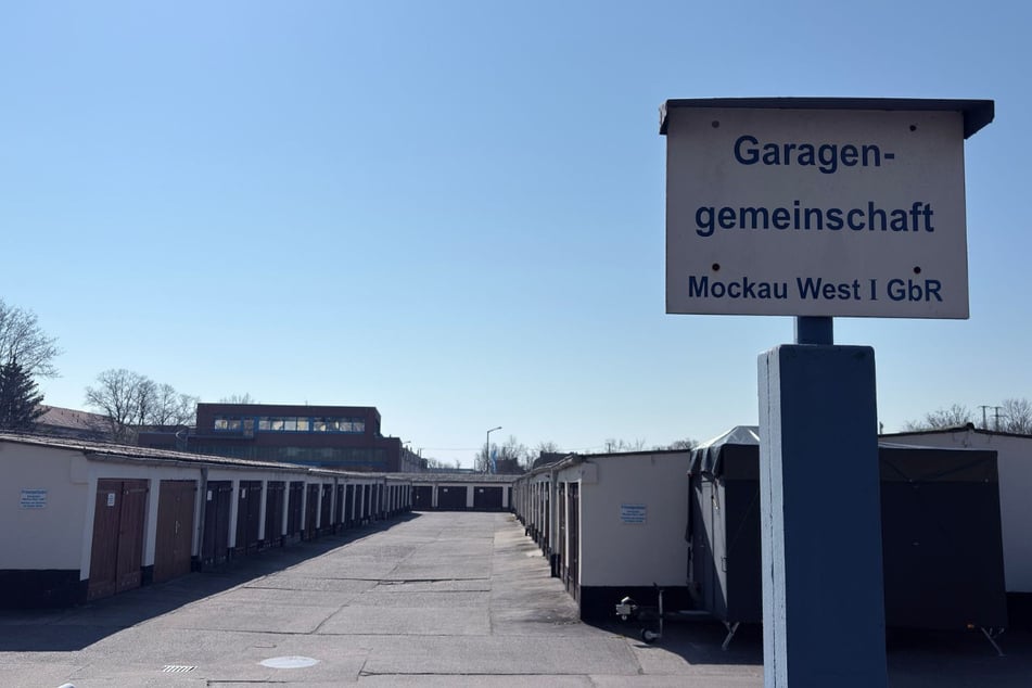 Der Garagenhof an der Katzmannstraße: Über Monate wurde um den Erhalt der Anlage gerungen, Alternativstandorte für eine geplante Schule gesucht.