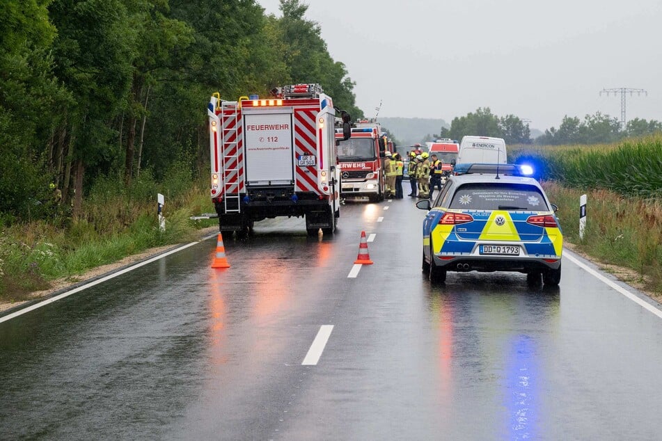 Die B99 musste in beide Fahrtrichtungen gesperrt werden.