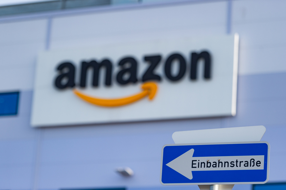 Die Amazon Logistik Winsen GmbH klagt gegen die Landesbeauftragte für den Datenschutz Niedersachsen.