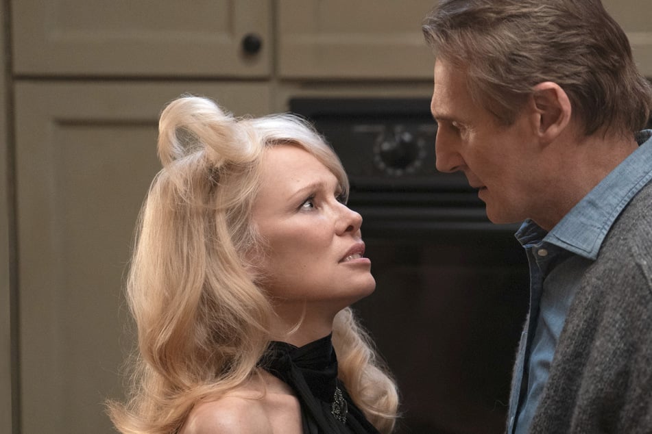 Verliefd op Pamela Anderson: Liam Neeson zwijmelt over seksscènes