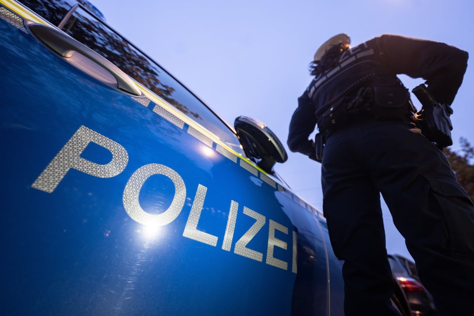 Dank eines Zeugenhinweises konnte die Polizei den mutmaßlichen Dieb schnappen. (Symbolbild)