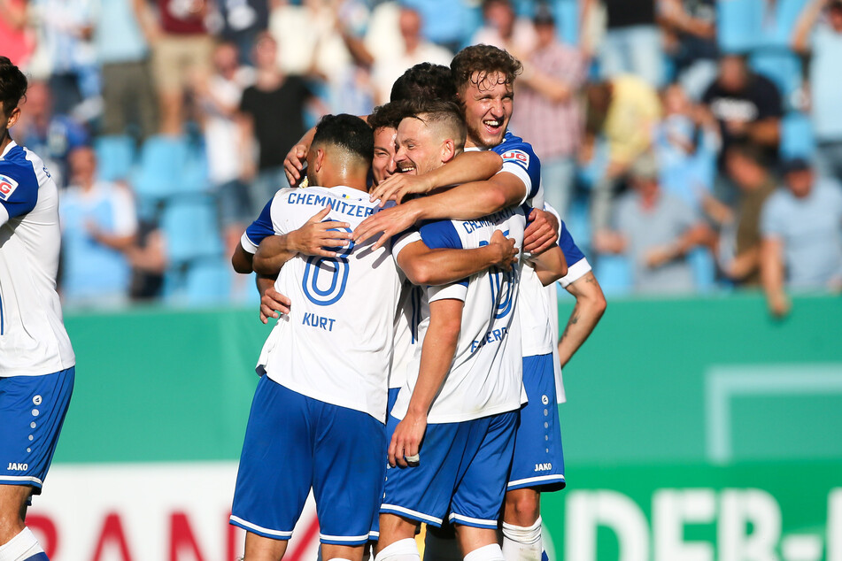 Ausgleich! CFC-Stürmer Kevin Freiberger schießt das 1:1.